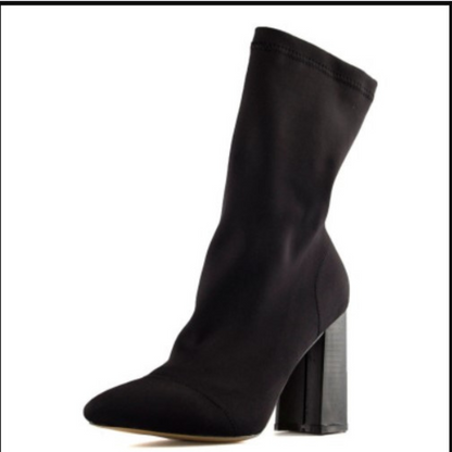 Sandra ankle boot